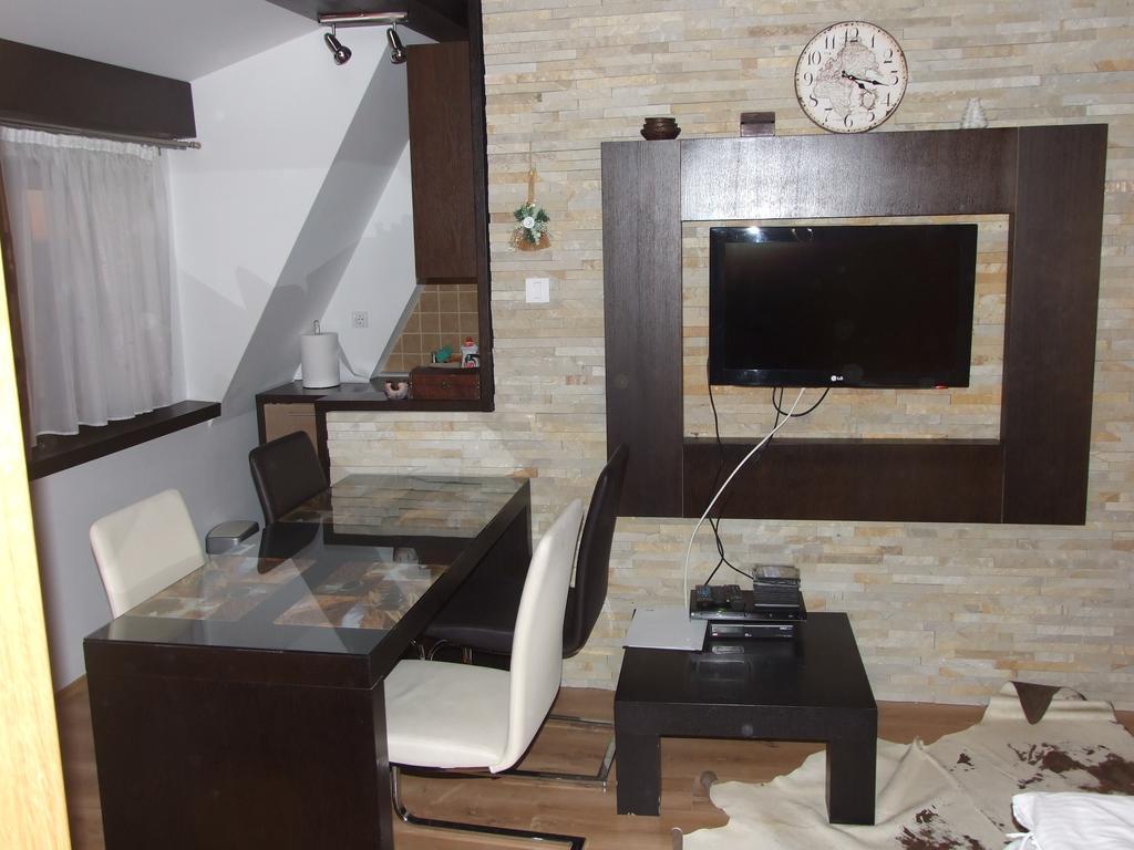 Apartment 204 Kopaonik Phòng bức ảnh
